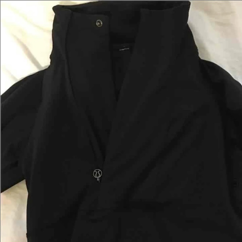 Lululemon Pull Over Quarter Zip - image 3